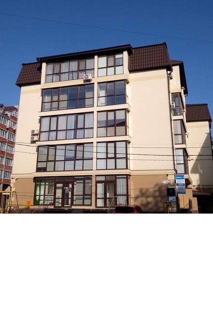 Замонастирська, 8